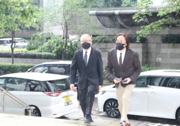 钱龙配资 郑中基余思敏离婚再开庭！男方将对不实报道发声明